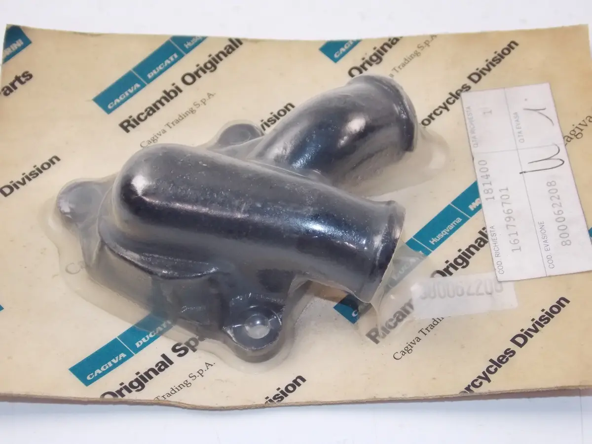 Nos Oem Husqvarna 1986 Cr 125 Crankcase Water Pump Housing 800062208 | 161796701 1