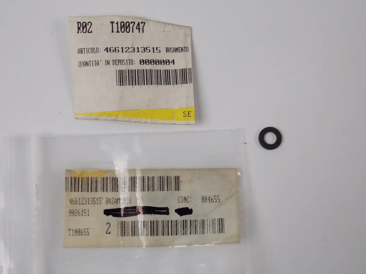 Nos Oem Bmw 1992-2006 R 1100|1150 Flat Washer A6,4 Front Mudguard 46612313515 1