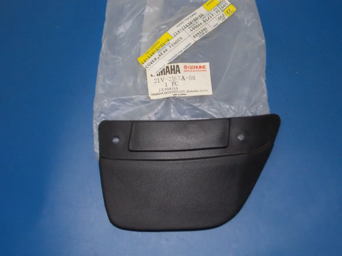 Nos 1983-1985 Yamaha Ytm200  Rear Fender Cover  21V-2163A-00 1