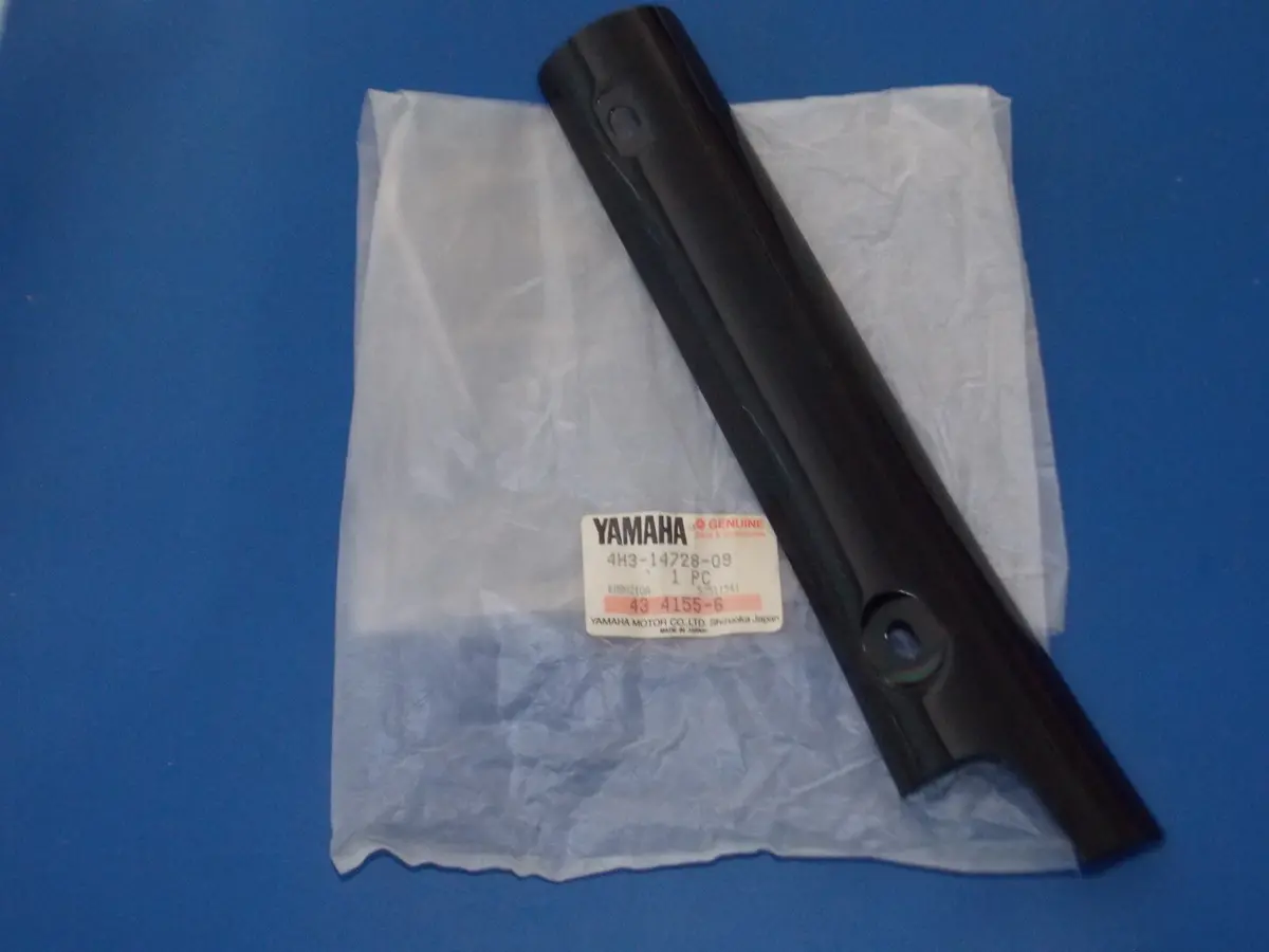 Nos Oem 1980 Yamaha Xs1100 Heat Shield Muffler Exhaust Protector 2  4H3-14728-09 1