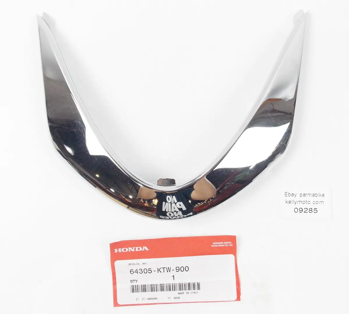 Nos Oem Honda Scooter Sh300 2007-2011 Front Grill Molding 64305-Ktw-900 2