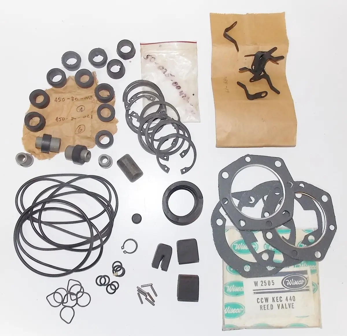 Nos Puch Allstate Mixed Part Lot Rubber O-Ring Clip Insert Seal Connector Gasket 1