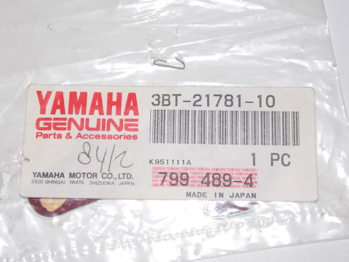 Nos Yamaha  1991 1992 Xv500 535 Emblem Decal Sticker Graphic   3Bt-21781-10 1