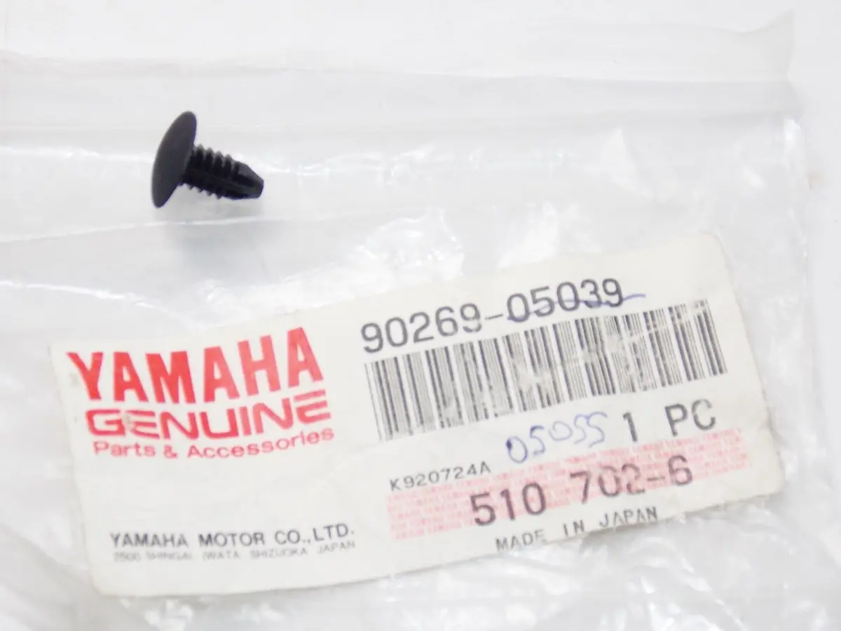 Nos Yamaha 1988-2013 Special Shape Rivet Yfm250 Yxr45 Vt480 Xvz1300 90269-05055 1
