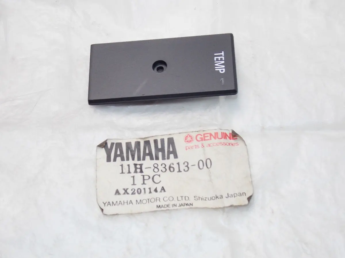 Nos Yamaha 1982 Meter Panel Xz550  11H-83613 1