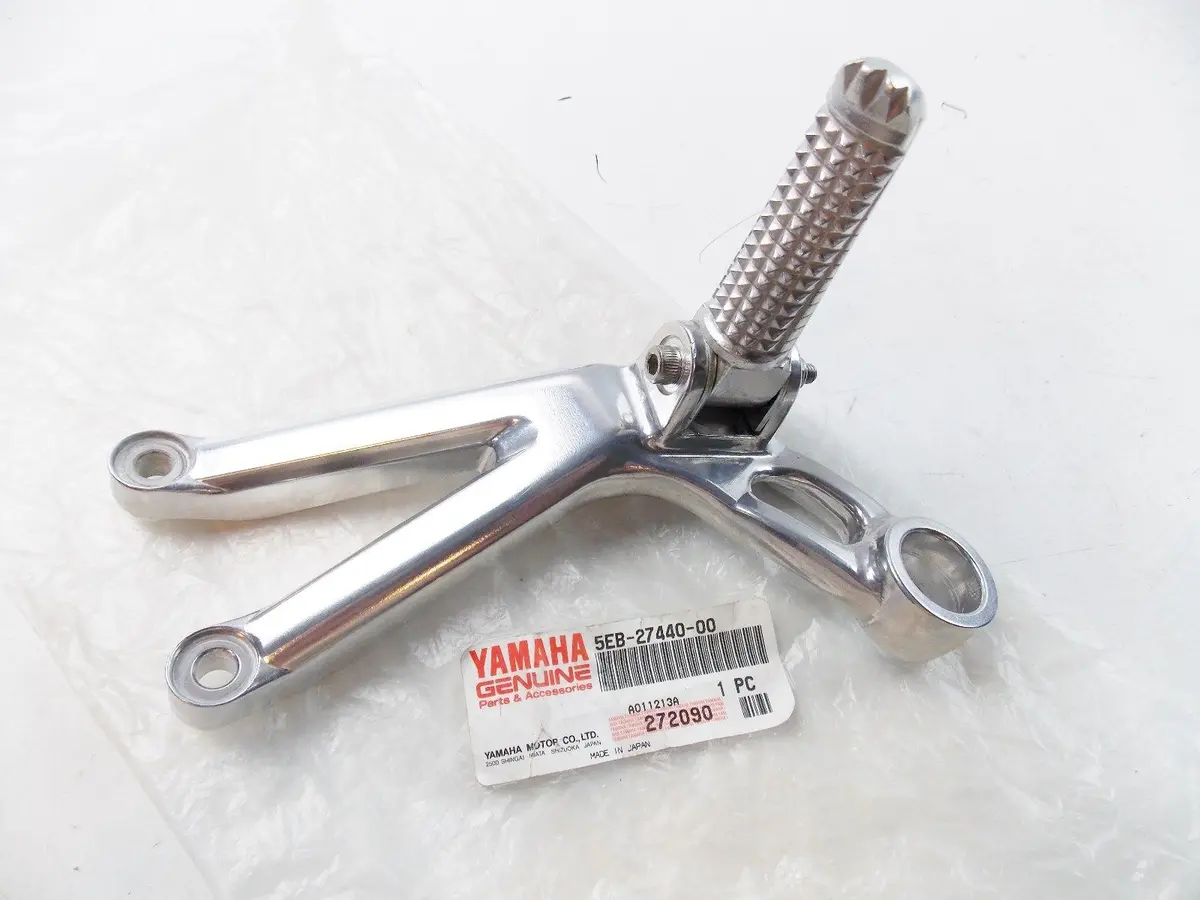 Nos Oem Yamaha 1999-2002 Rear Footrest Assy R6-Yzfr6  5Eb-27440-00 1