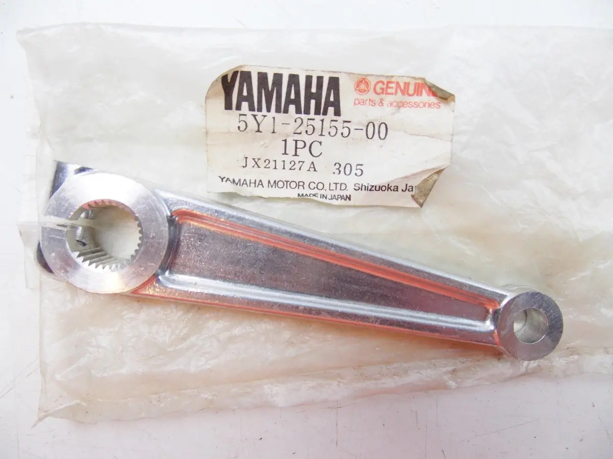 Nos Yamaha 1982 1983 Cam Shaft Lever Xt550  5Y1-25155-00 1