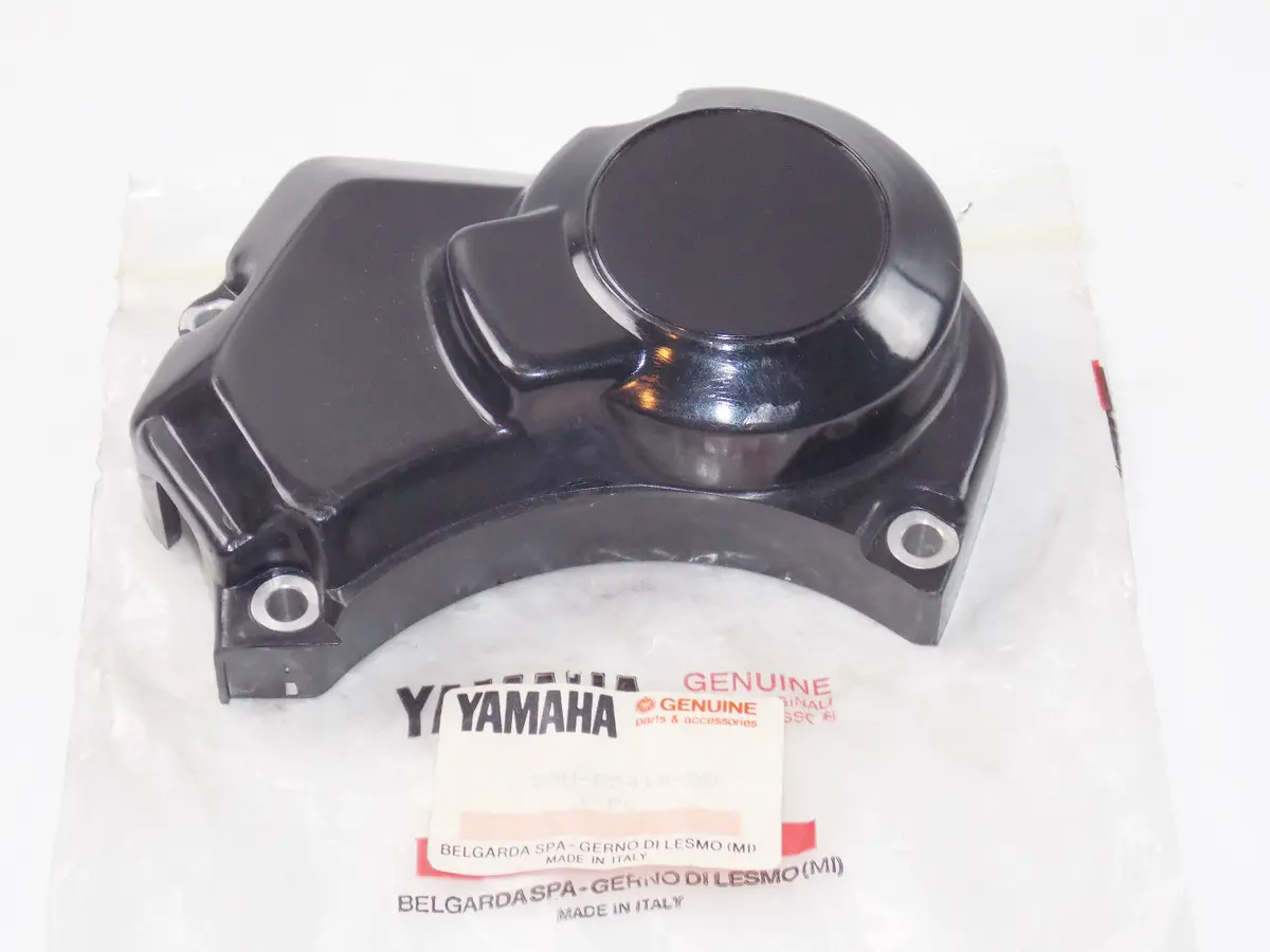 Nos Genuine New Yamaha 1990 Dt125 Engine Motor Oil Pump Cover 2Ah-E5416-00 1