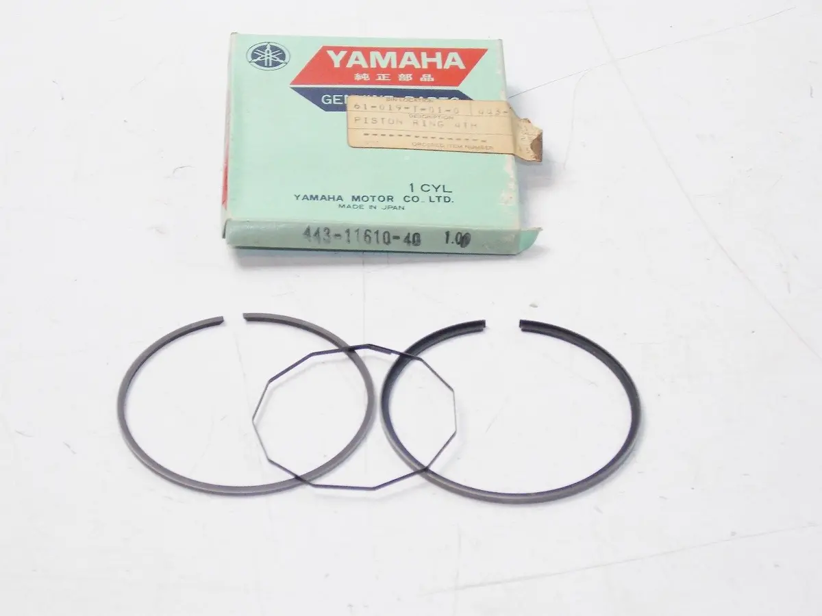 Nos Yamaha  1974-1976 Piston Ring Set 4Th O/S 1.00 Dt175 Ty175   443-11610-40 1