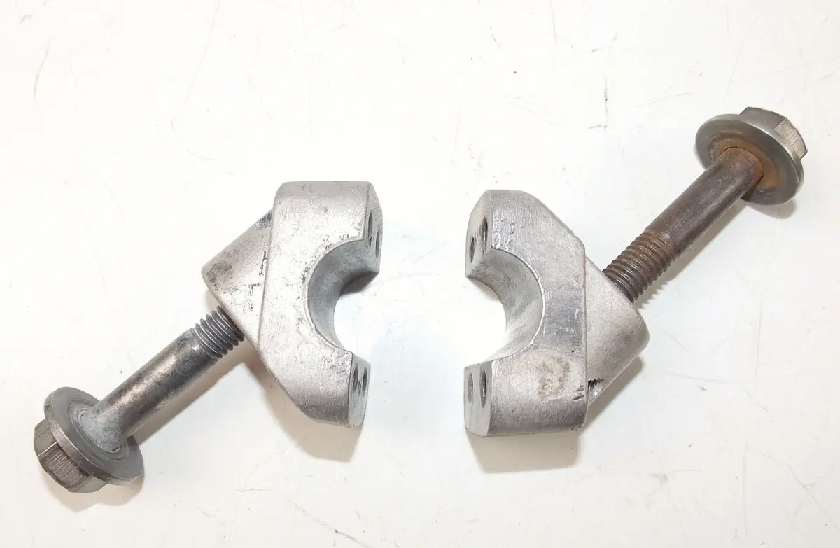 1980'S Husqvarna 7/8" 22Mm Handlebar Clamps Mounting Hanger Risers Cr Wr 250 500 1