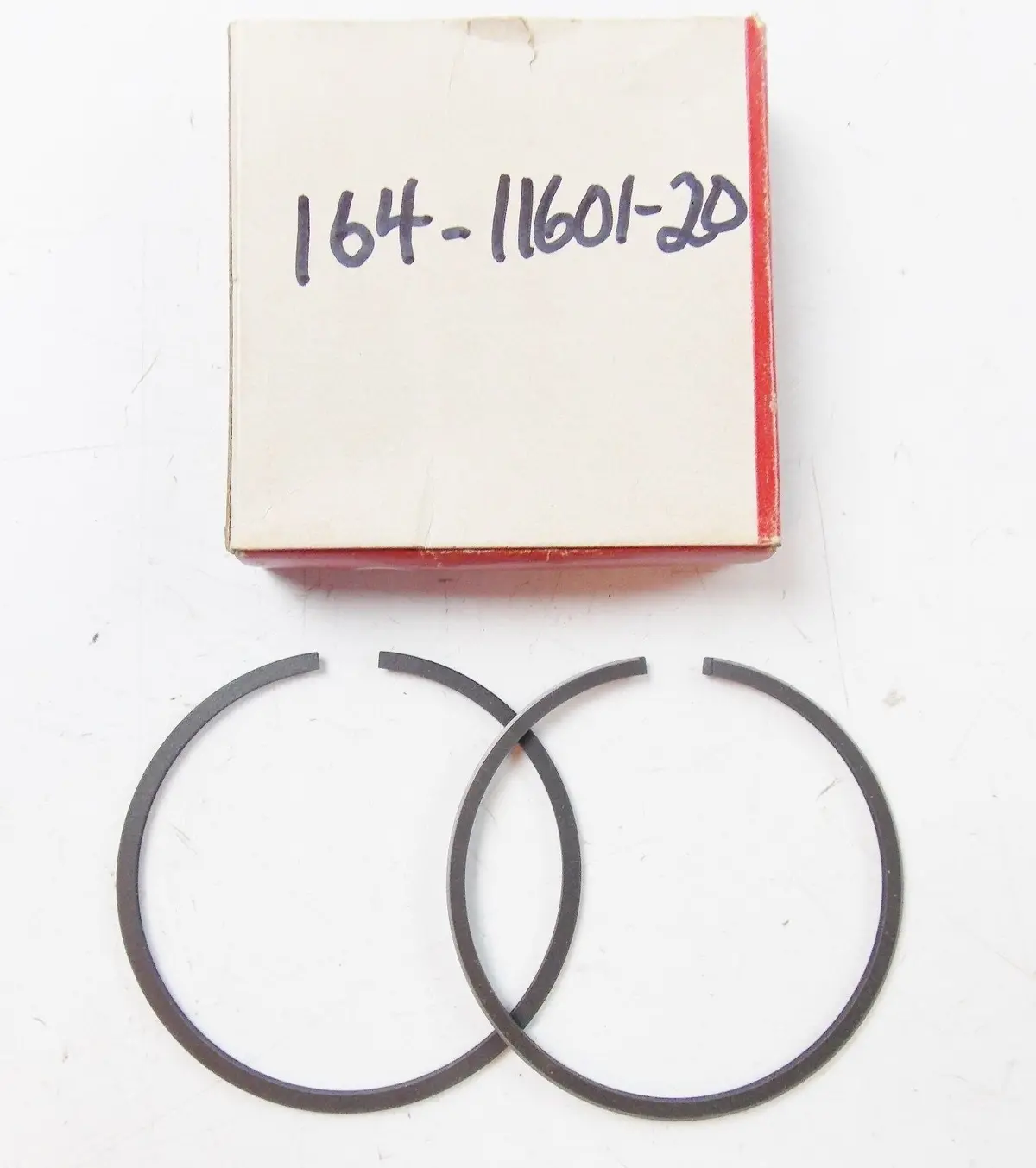 Nos Yamaha  1968 Piston Ring Set 2Nd O/S 0.50 Ycs1 164-11601-20 1