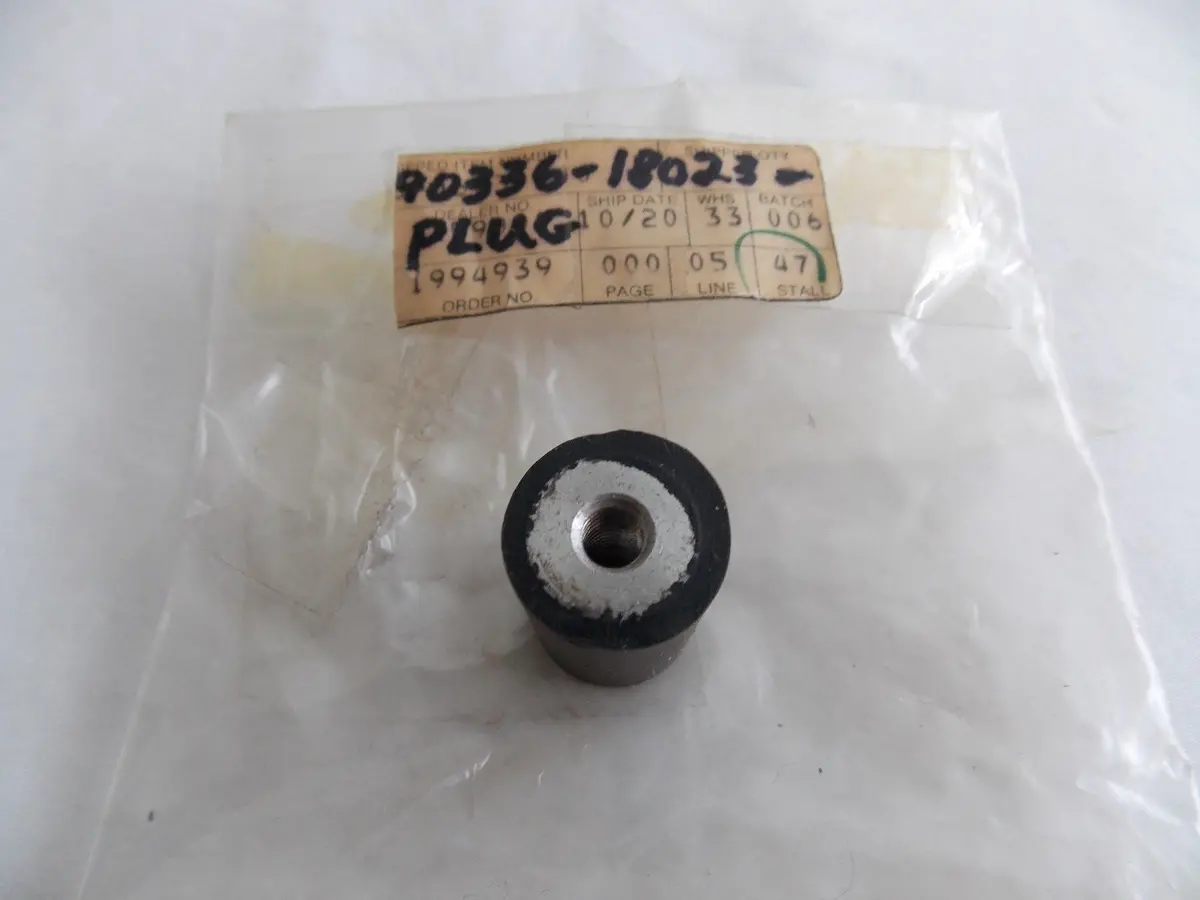 Nos Yamaha Original  1969-1973 Taper Plug Dt1 At1/2 Ct1 Rt1   90336-18023-00 1