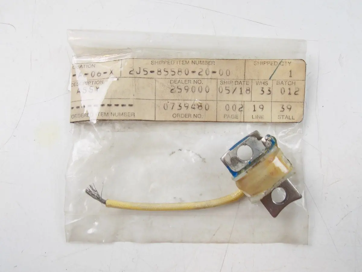 Nos Yamaha 1978 Pulser Coil Yz80  2J5-85580-20-00 1