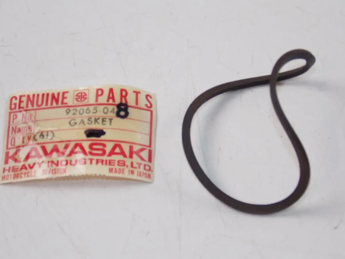 Nos Kawasaki 1969-1976 Engine Cover Gasket H1 Kh500  92065-048 1