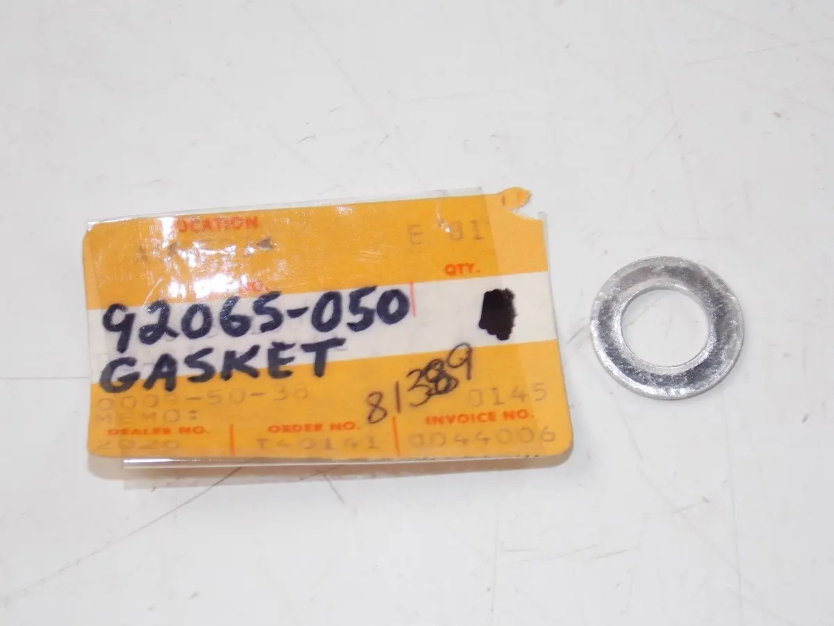 Nos Kawasaki 1966 1967 1969 Crown Nut Gasket (Two)  W1 W2 92065-050 1