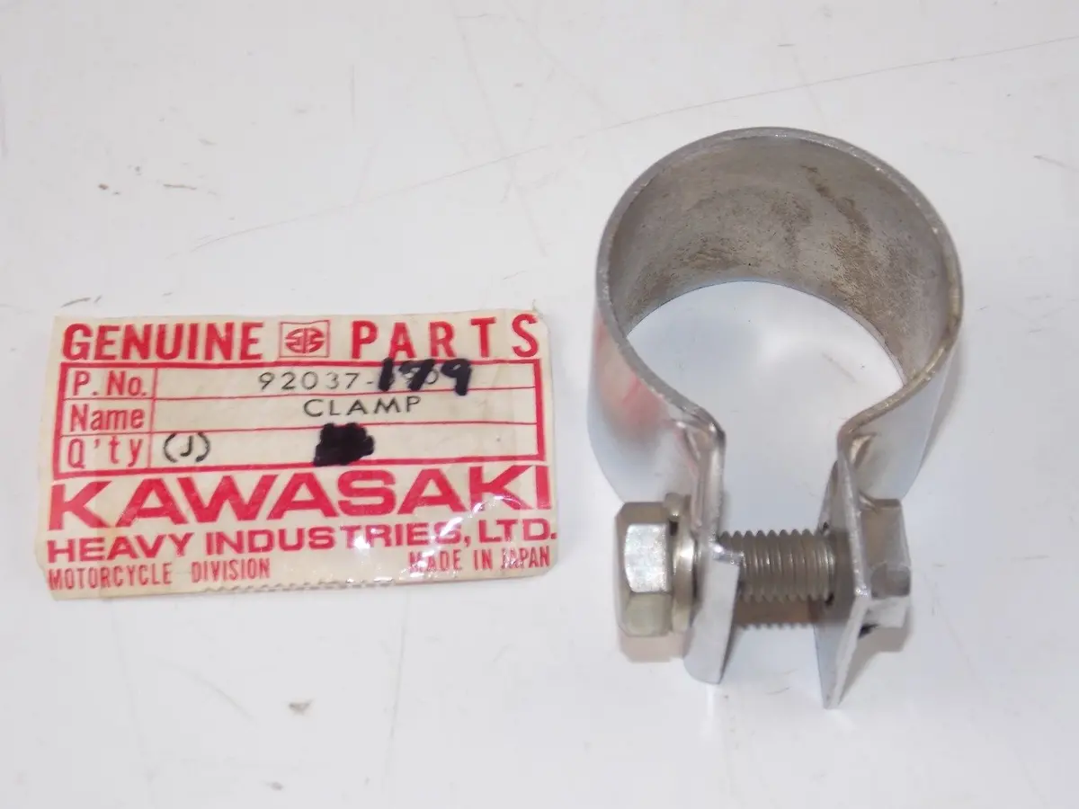 Nos Kawasaki 1977 1978 1979 1980 Exhaust Clamp Kz650  92037-179 1