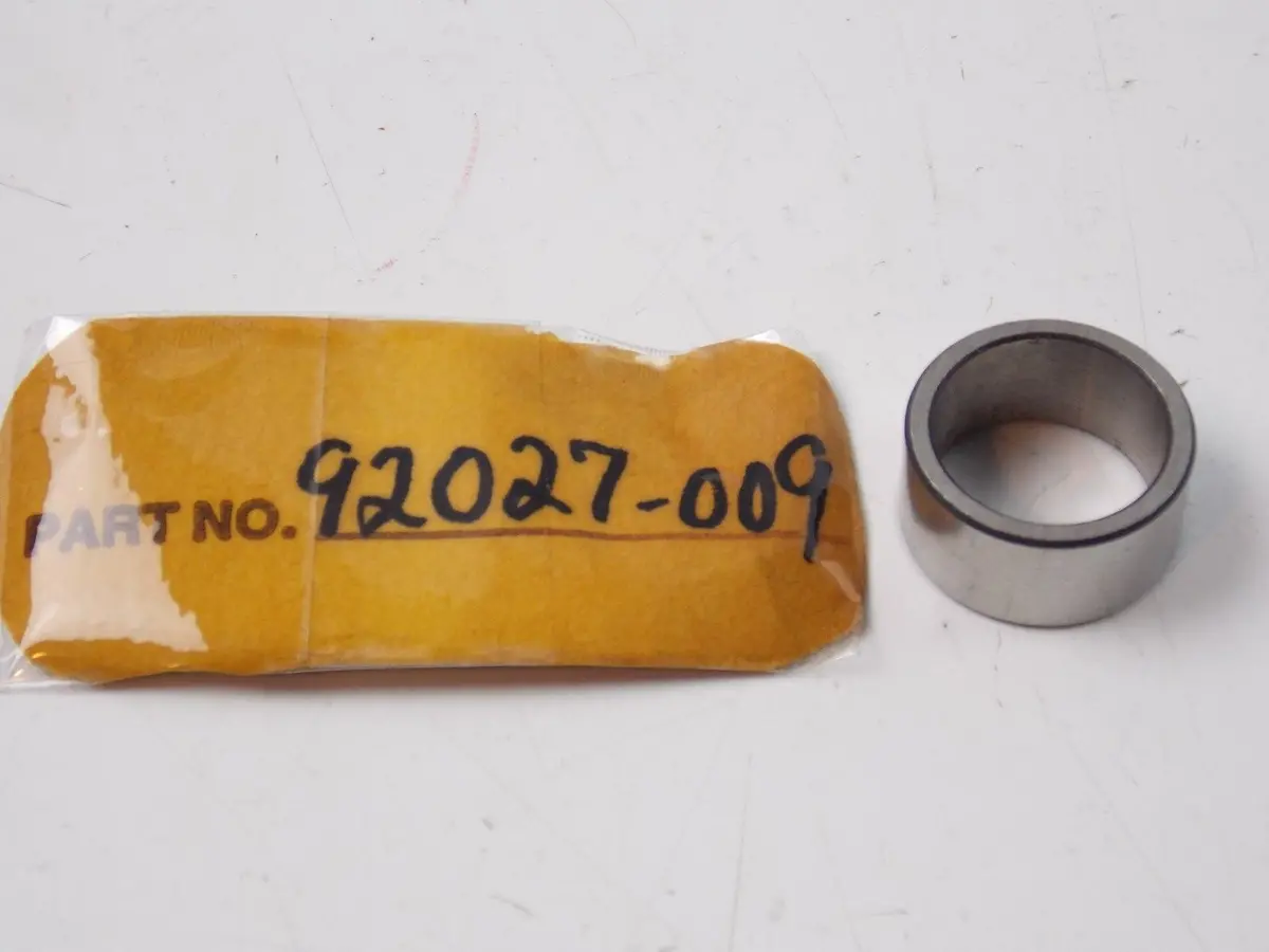 Nos Kawasaki  1968-1975 Engine Sprocket Spacer F3 F4 G3 G5  92027-009 1