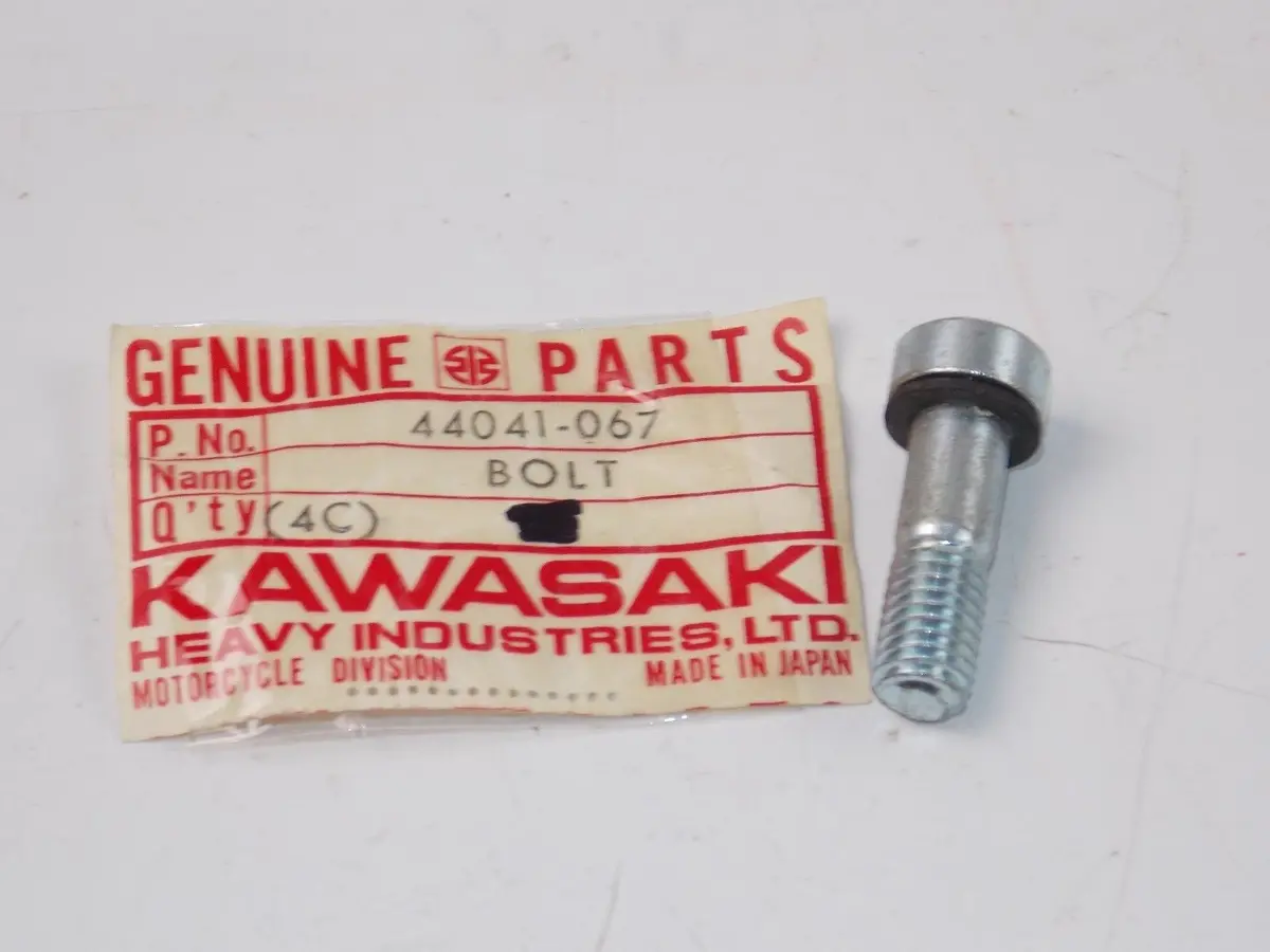 Nos Kawasaki 1974-1979 Special Fork Bolt 8Mm Kz400 Kx125 Kd125  44041-067 1