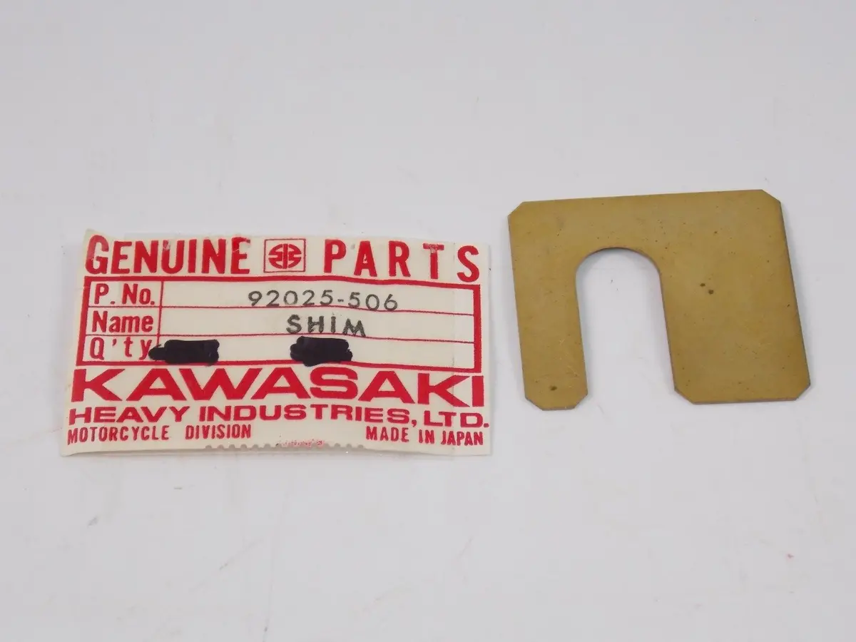 Nos Kawasaki 1976 Shim 0.5T Js400  92026-506 1