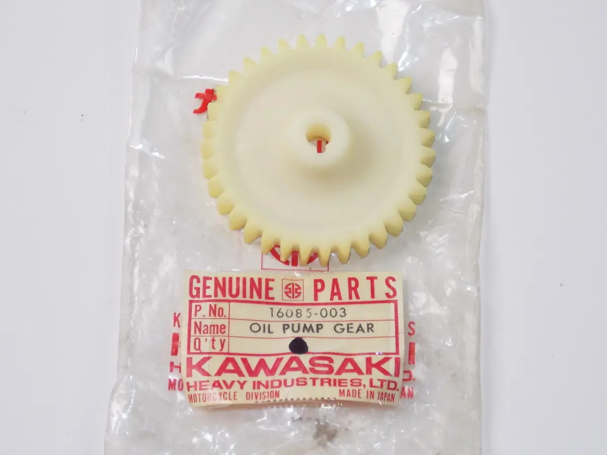 Nos Kawasaki 1968 1969 1970 Oil Pump Gear F3 F4 16085-003 1