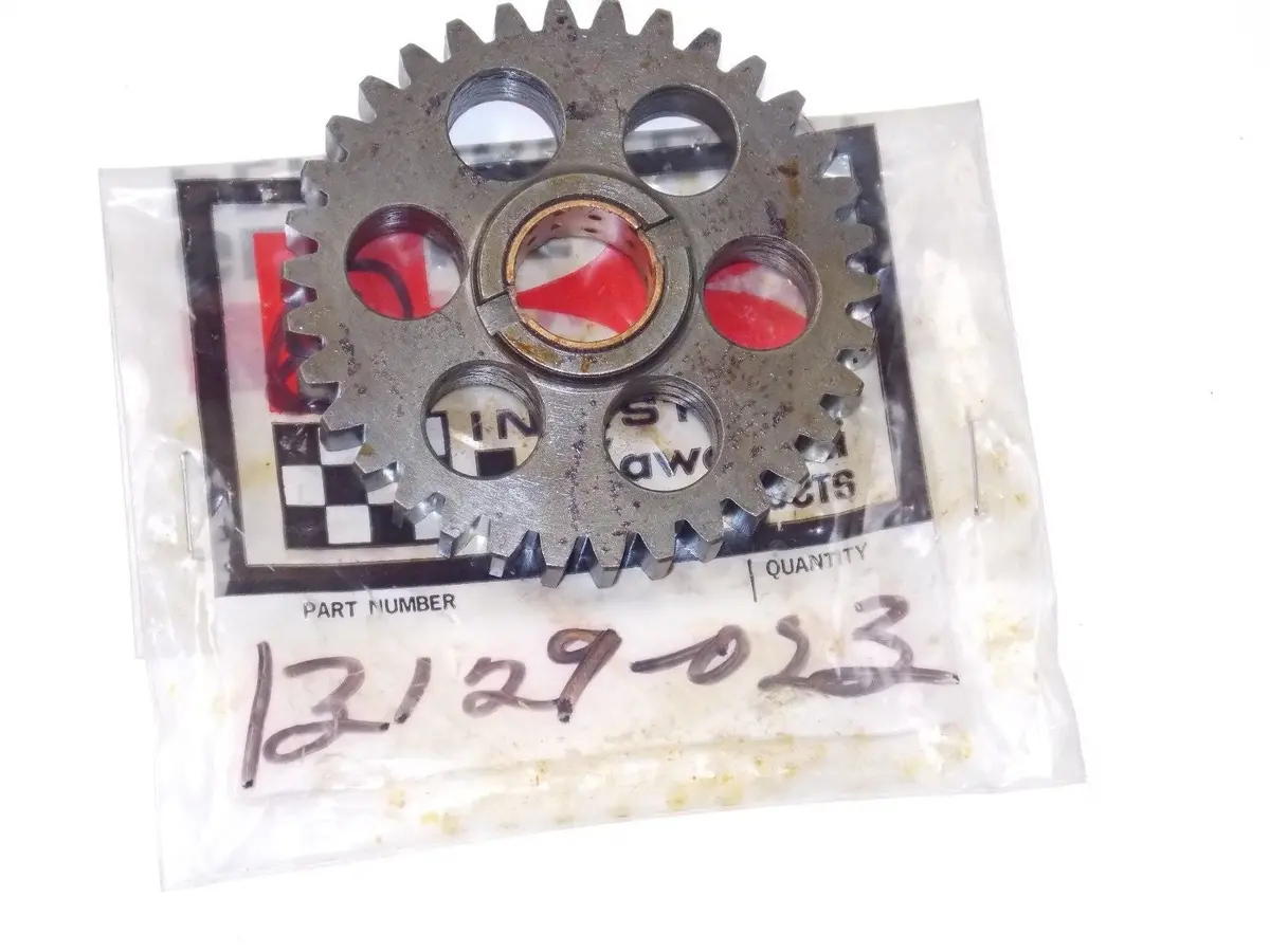 Nos Kawasaki 1968 1969 1970 Output Shaft Low Gear Sidewinder F4  13129-023 1