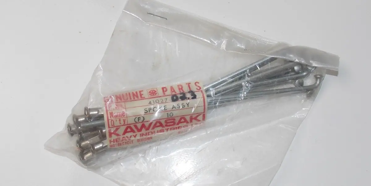 10 Spokes  Inner Wheel Kawasaki 1965 B8 41027-023 1