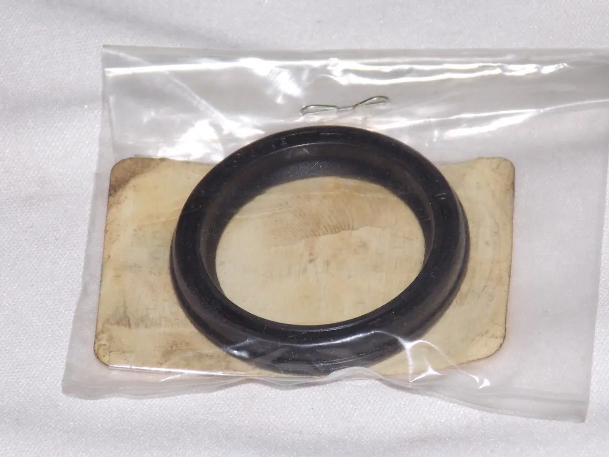 Nos Kawasaki 1966-1971 Oil Seal A1 A7   92050-016 1