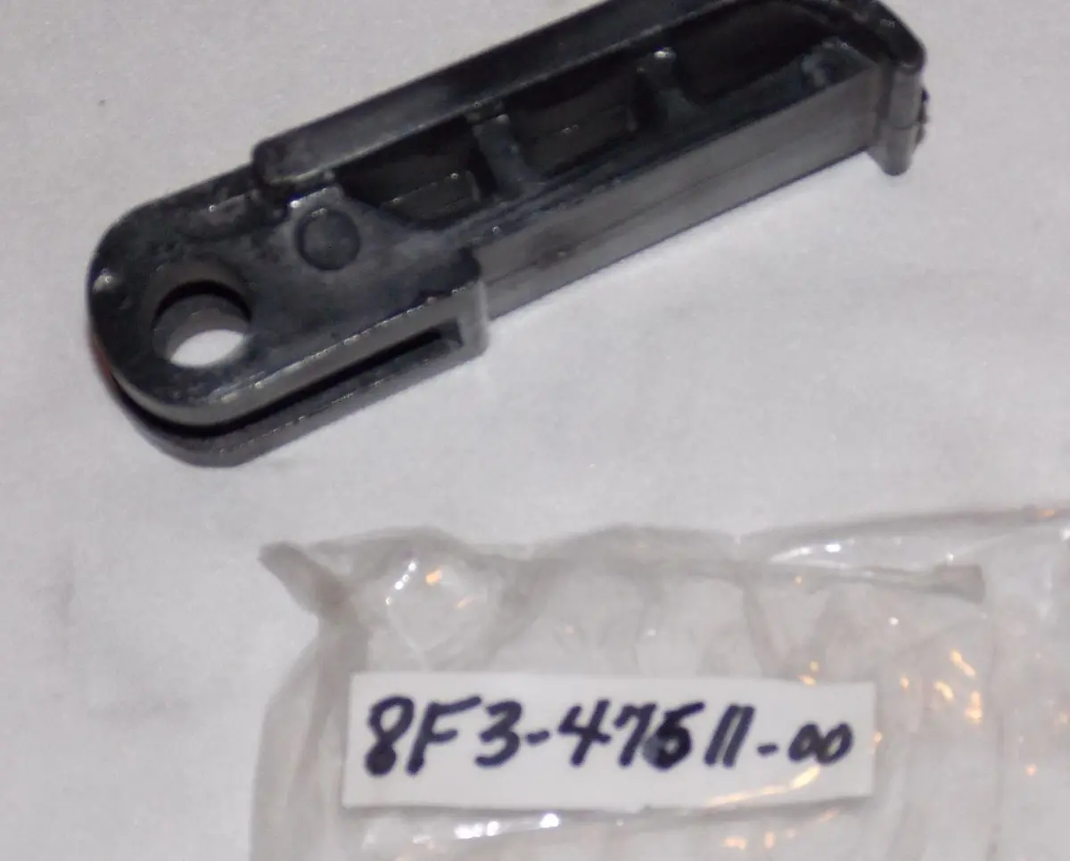Nos Yamaha  1977-2011 Chain Tensioner Br250 Cf300 Et250 Et300  8F3-47611-00 1