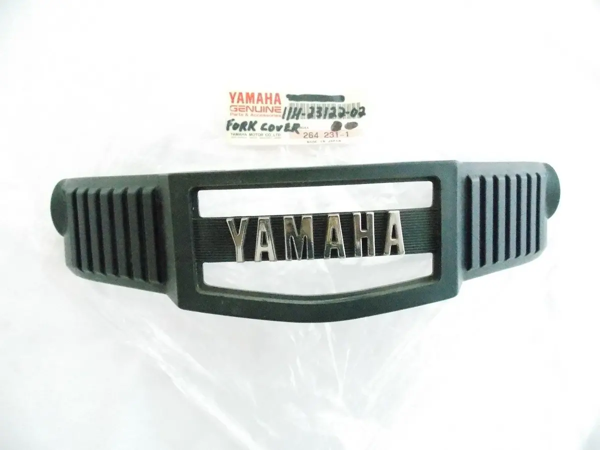 Nos Yamaha 1982 Outer Cover 1 Xz550 11H-23122-02 2
