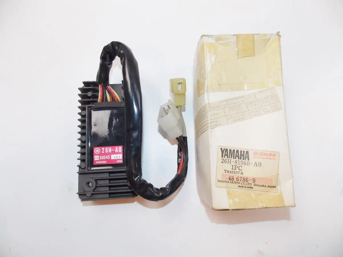 Nos Oem Yamaha 1983-1993 Regulator Rectifier Xvz12 Xvz13 26H-81960-A0 1