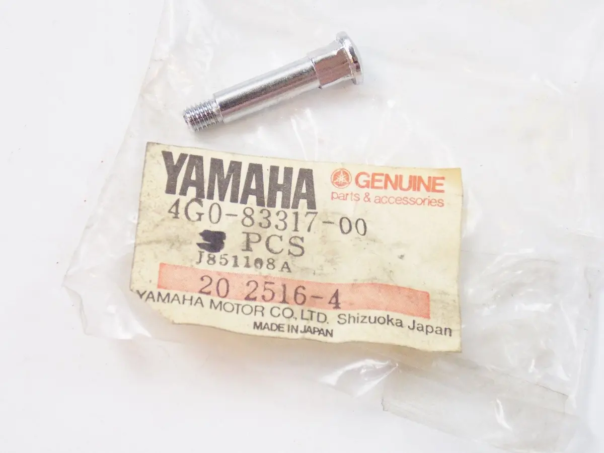 Nos Oem Yamaha  1981-1987 Flasher Bolt 1 Cv50/80 Xj550/750/900  4G0-83317-00 1