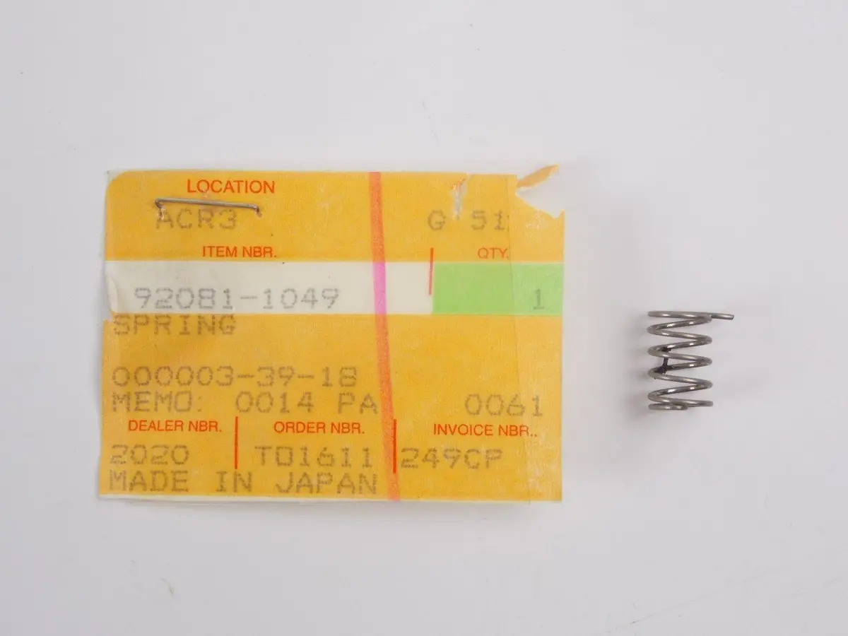 Nos Oem Kawasaki 1978 1980 1982 1983 Spring Kz1000 Kz550   92081-1049 1