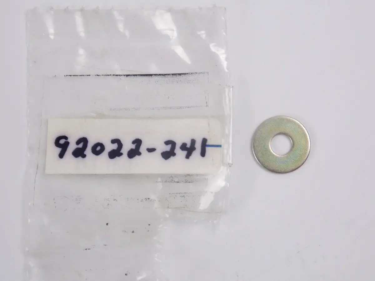 Nos Oem Kawasaki  1973-1987 Plain Washer 5Mm Z1 Kx80 Kz900/650/750    92022-241 1