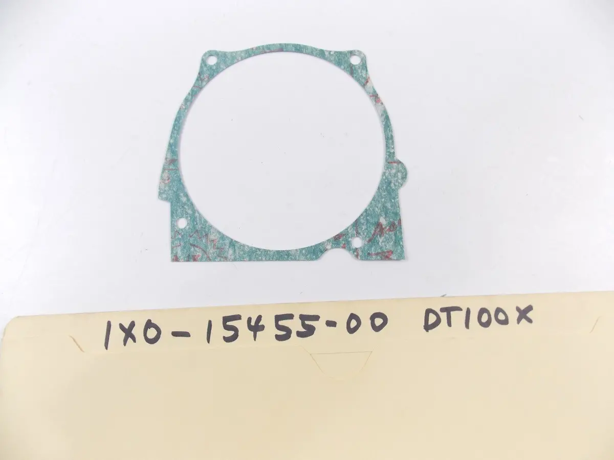 Nos 1978-1983 1990 Yamaha Crankcase Cover Dt100 Mx100 Rt100   1X0-15455-00 1