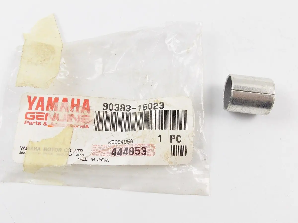 Nos  Oem 1983-2015 Yamaha Formed Bushing Yz80 Ttr125   90383-16023 1