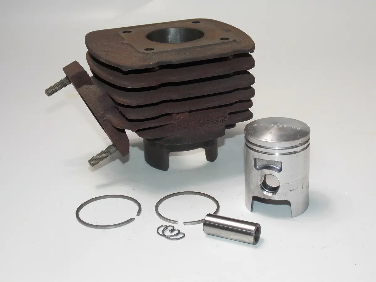 Honda Vision Scooter 50Cc Cylinder+New Piston Bore 39.50Mm+Rings+Pin+Clips 1