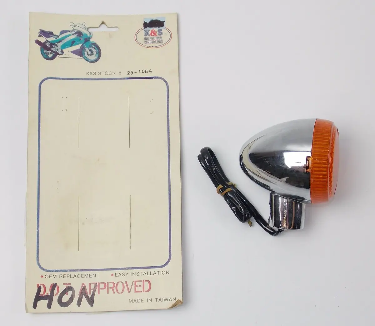 K&S Honda Turn Signal 1987-2007 Vt600c Vt1100 Vf700 Oem 33450-Mno-003 25-1064 1