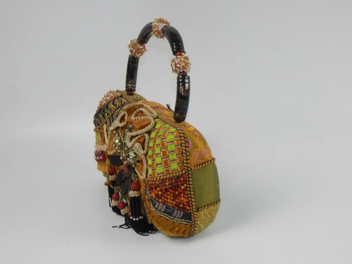 Mary Frances Beaded Lady Handbag 9X6x4 2