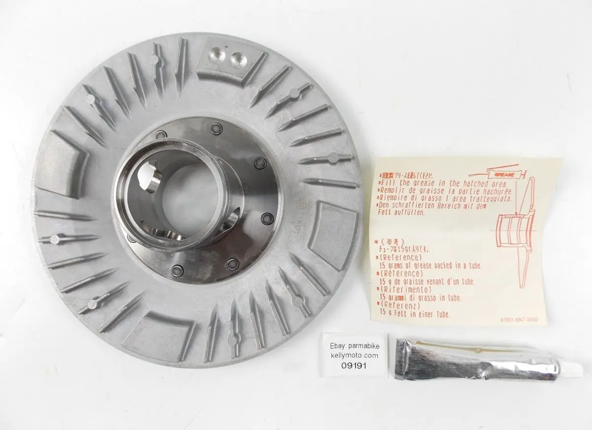 Nos Oem 2002-2013 Honda Fsc600 Scooter Movable Driven Face 23221-Mct-315 1