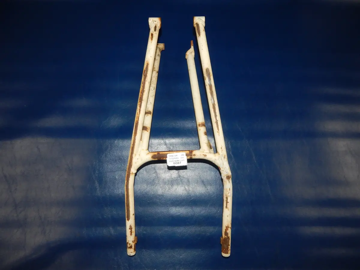 Vintage Husqvarna 1985 250 500 Cr Rear Tail Sub Frame Body Chassis Cp-02250 1