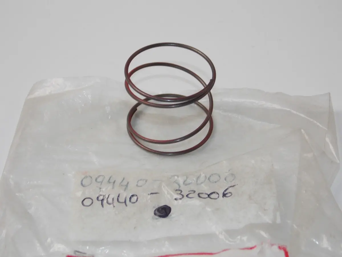 Nos Oem 1982-95 2003-17 Suzuki Dr125/650/250/100 Kickstart Spring  09440-32006 1