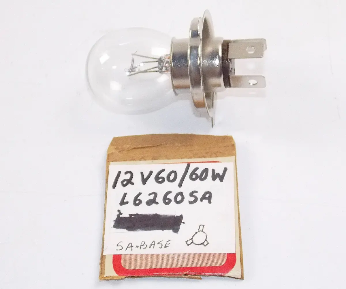 Universal Headlight Bulb L6260sa 12V 60/60W Sa-Base Type Motorcycle Atv Snow 1