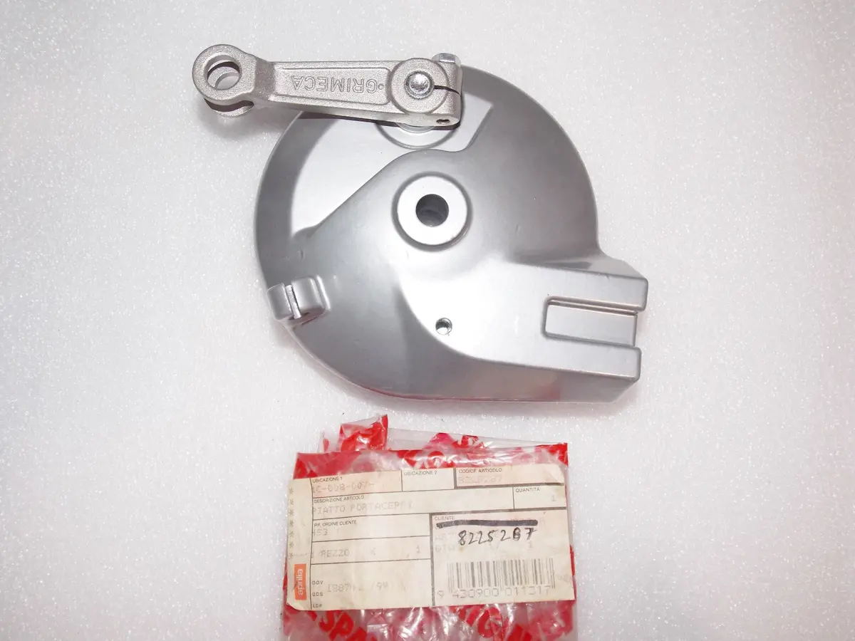 1996 Aprilia Scooter Scarabeo Hs,Le 50 Front Wheel Brake Shoe Plate Ap8225287 1