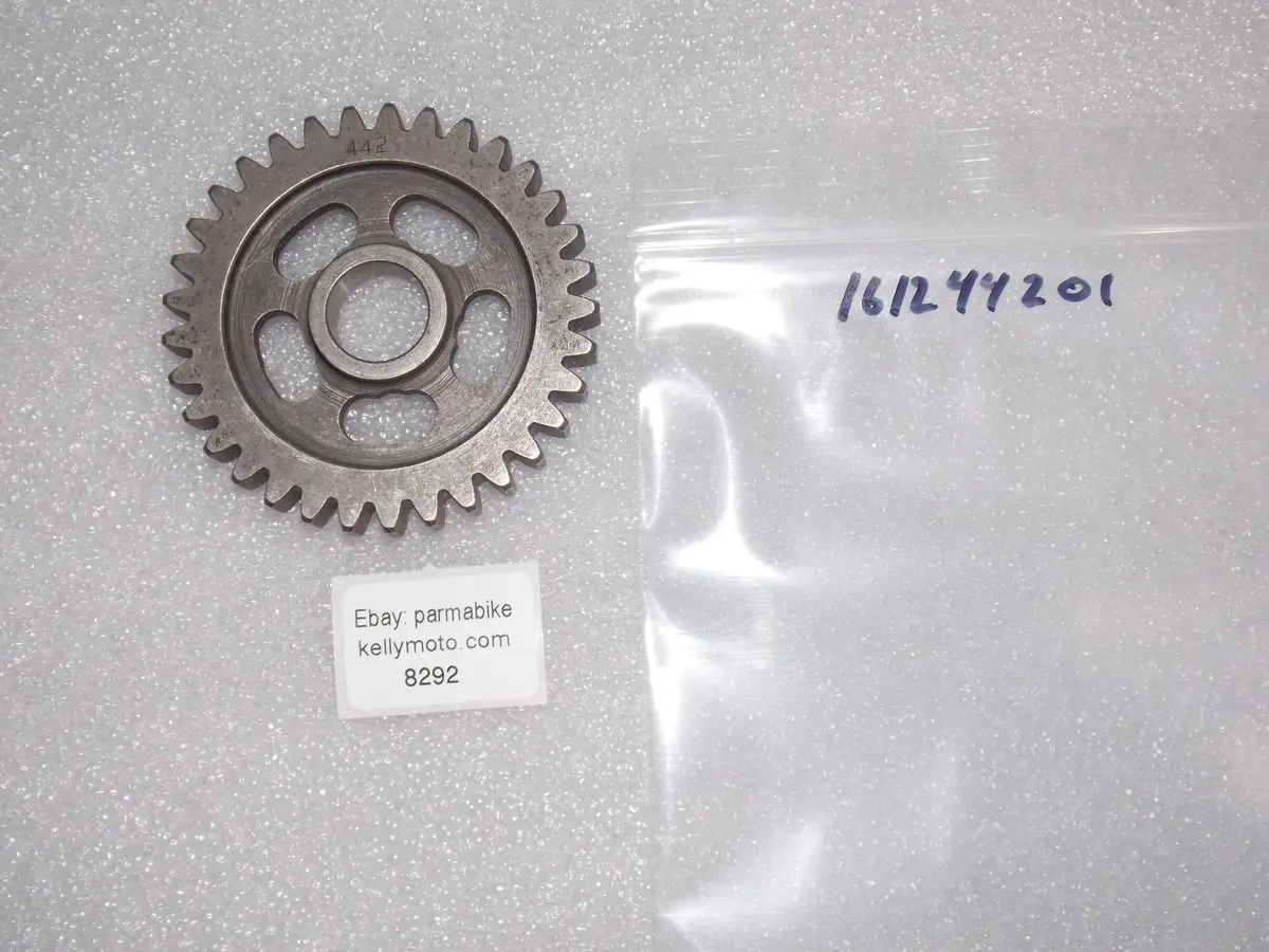 Oem Husqvarna 1982 Wr125 Transmission 1St Gear Wheel 33T 161244201 1