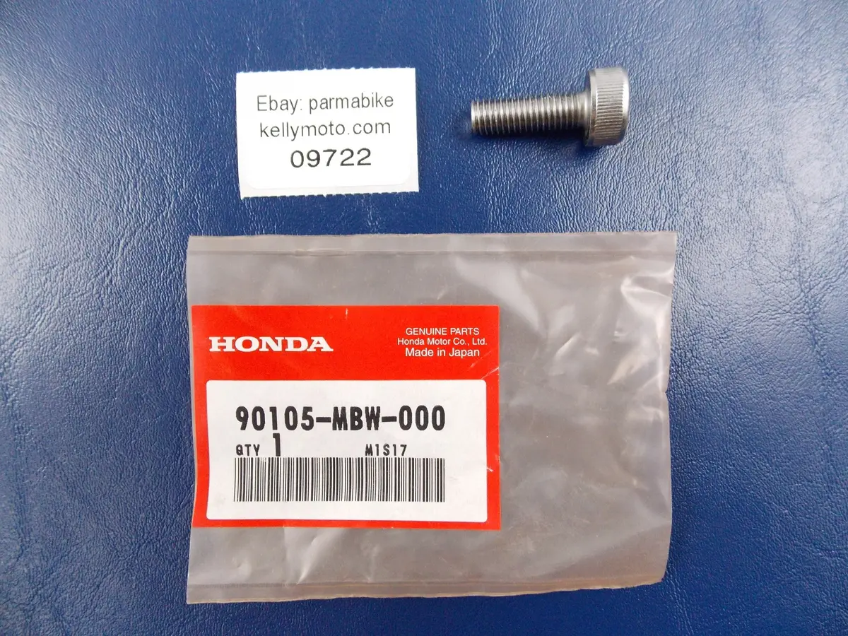Nos Oem Honda 1999-2003 Cbr1100 Step Bolt, Socket (8X25) 90105-Mbw-000 1