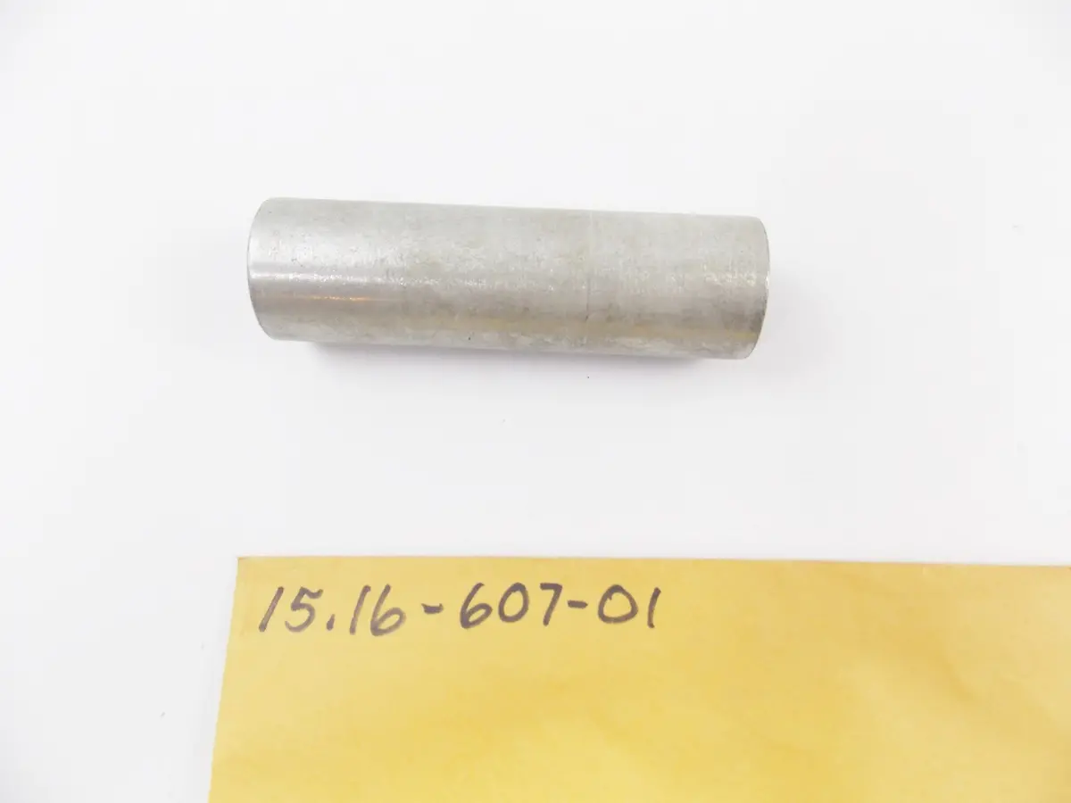 Nos Oem  Husqvarna Husky 400 Cross Rear Wheel Axle Spacer Bushing 151660701 1