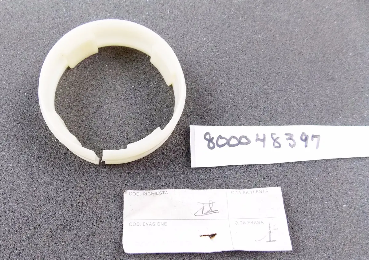 Nos Oem Cagiva 1989-1990 900 Ie Elefant 750 Bifaro Ring Front Fork 800048397 1