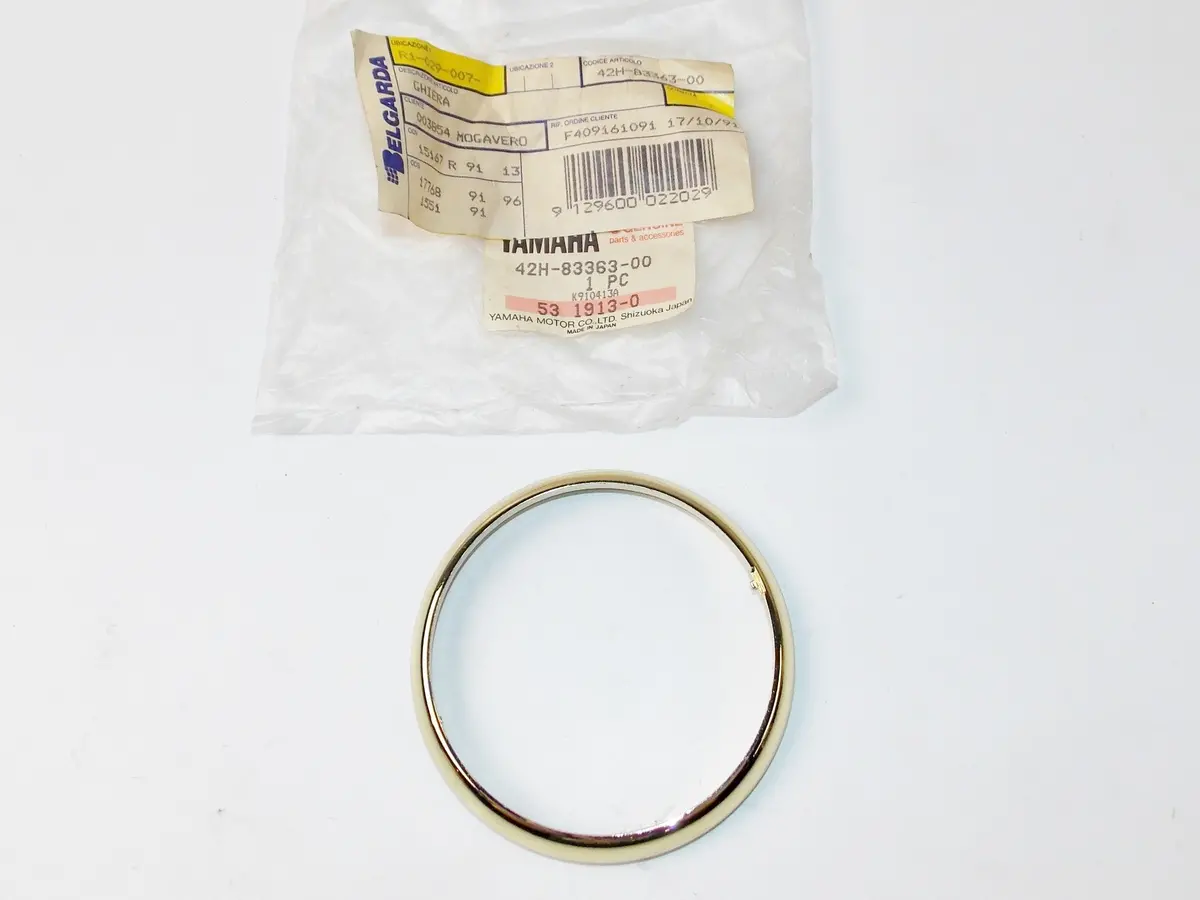 Nos Oem Yamaha 1984-1988 Xv1100 Turn Signal Blinker Lens Gold Rim 42H-83363-00 1