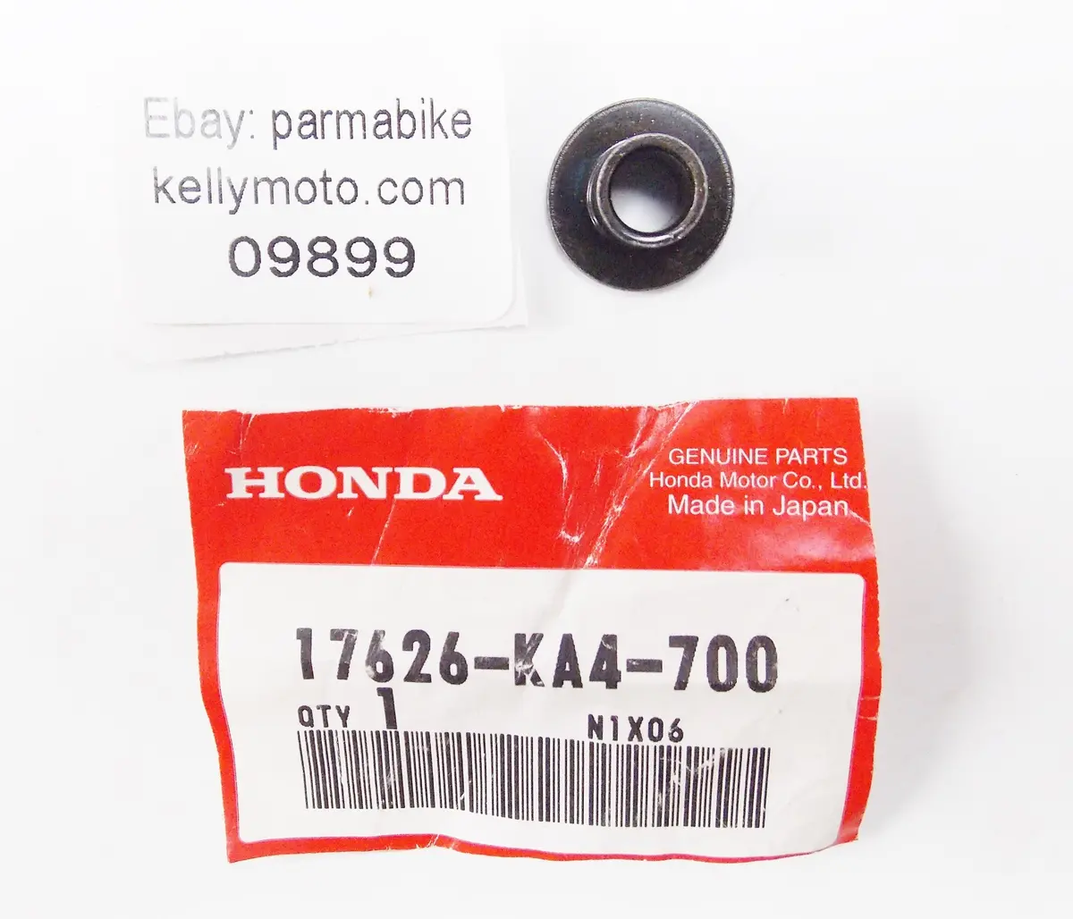 Nos Oem Honda Cr/Cb/Cbr/Trx Collar Fuel Tank Setting 17626-Ka4-700 1