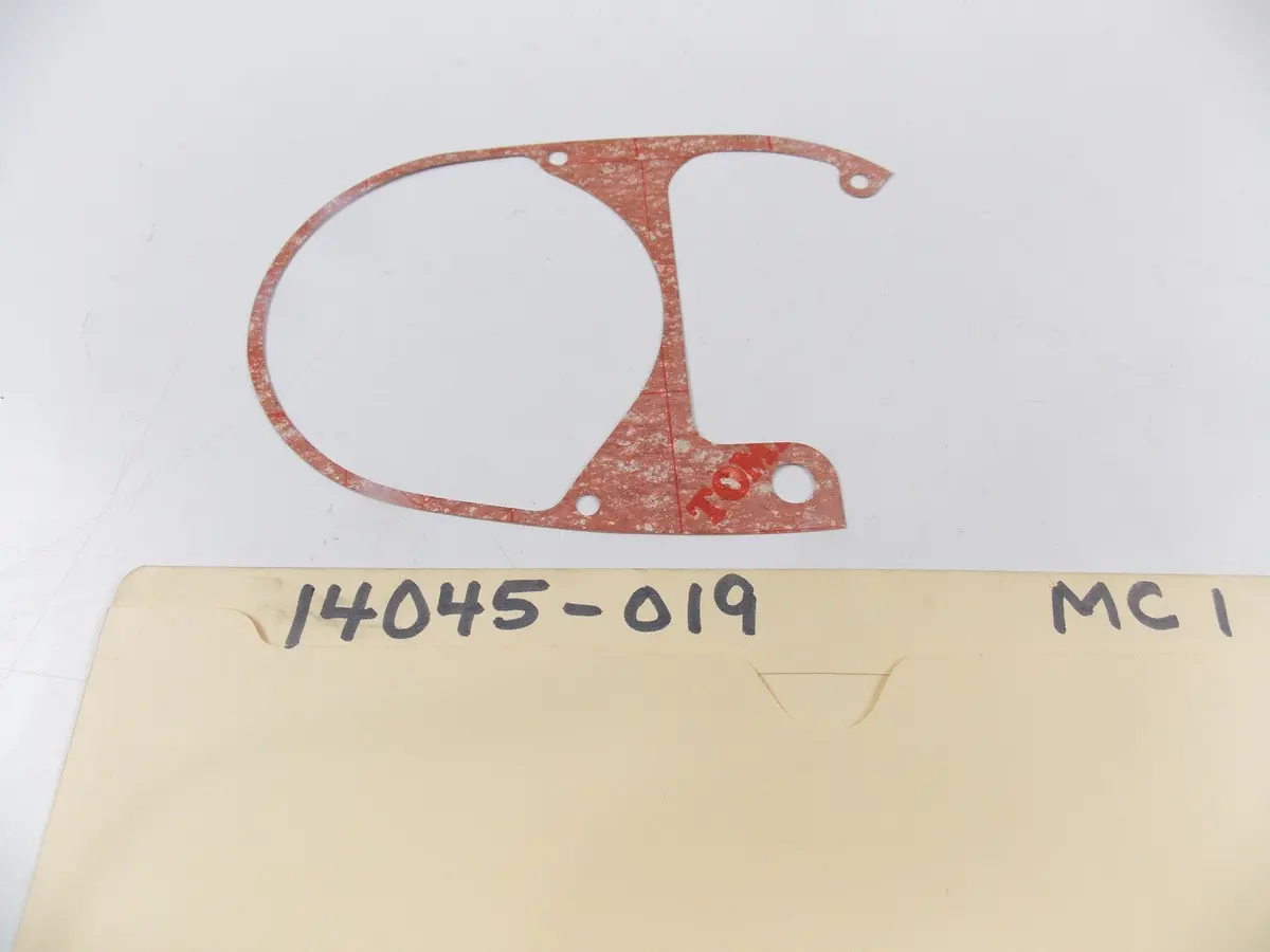 Nos Kawasaki 1974-1975 Mc1 Left Engine Cover Gasket 14045-019 1